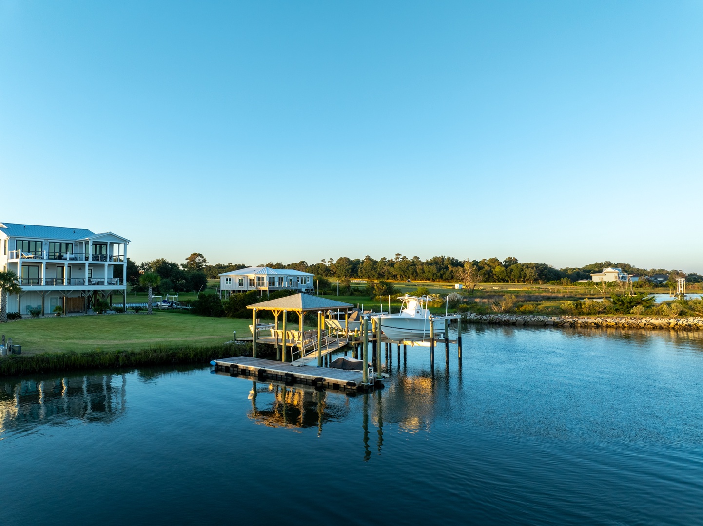Pier, Dock, Gazebo and Floating Dock
