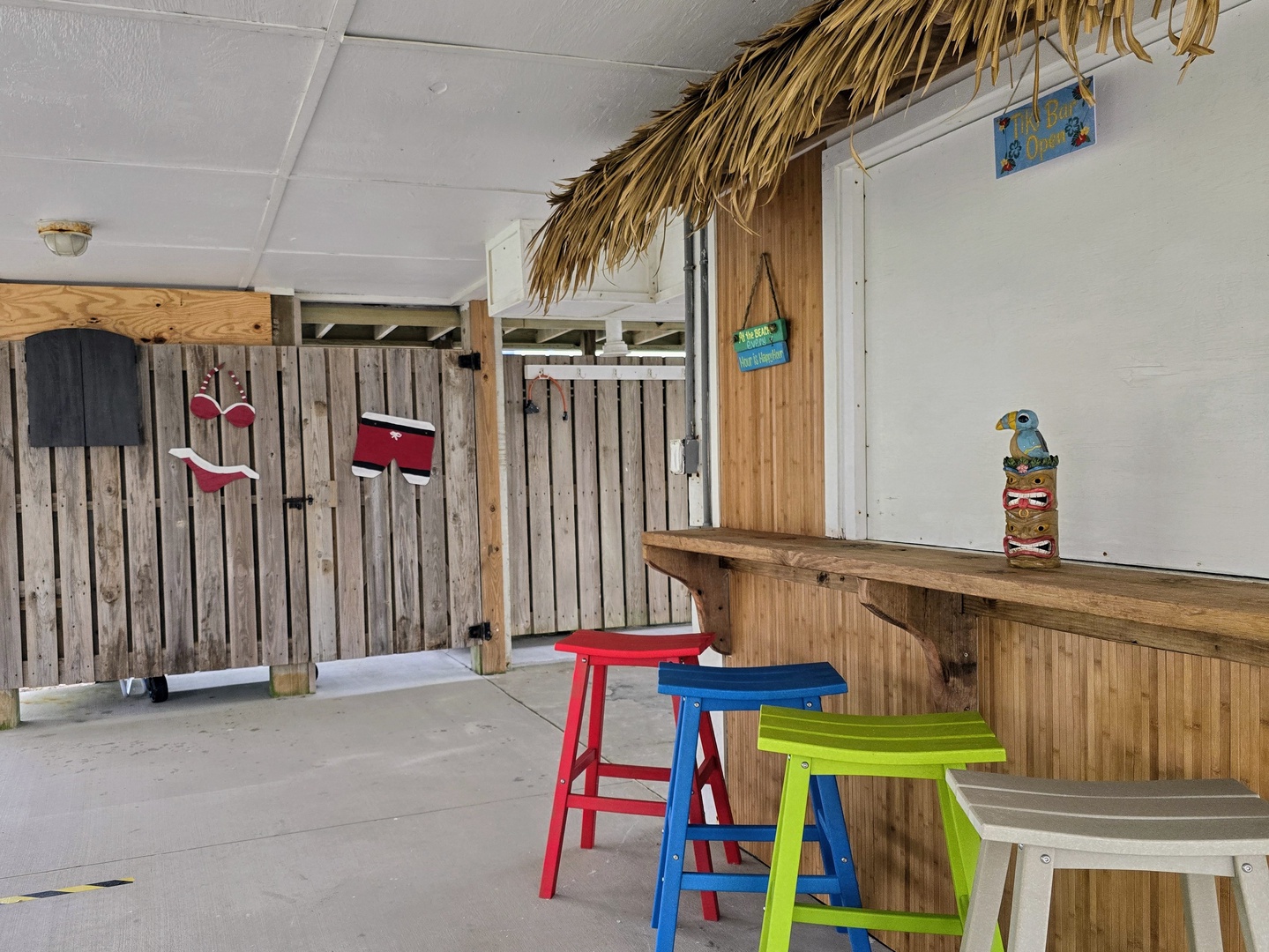 Tiki Bar with Seating for 4 in the Shade