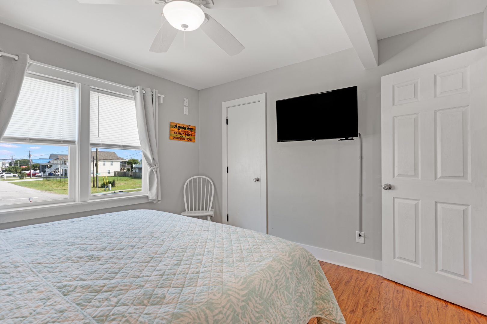 Bedroom 2: King with Access to Hallway Bathroom - 1st Level