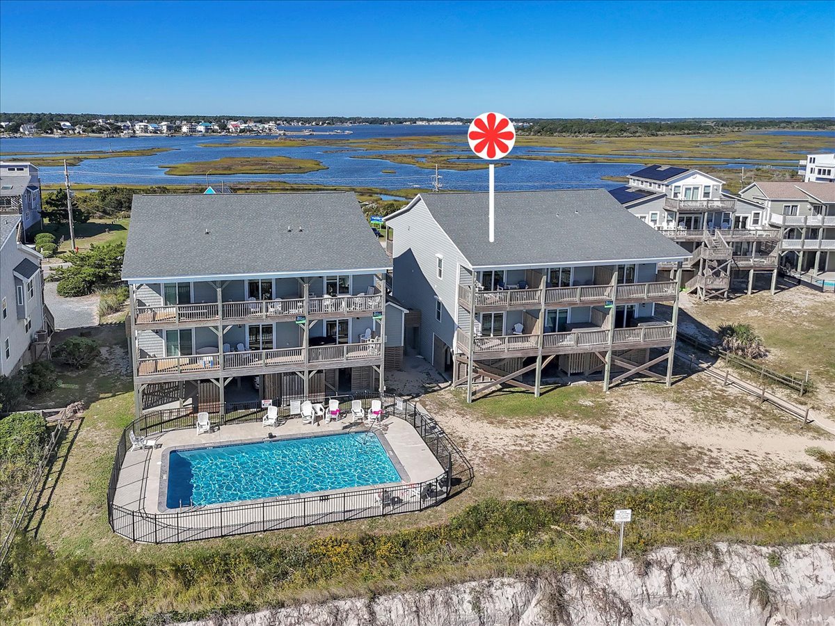 Beachfront End Unit Townhouse with Pool