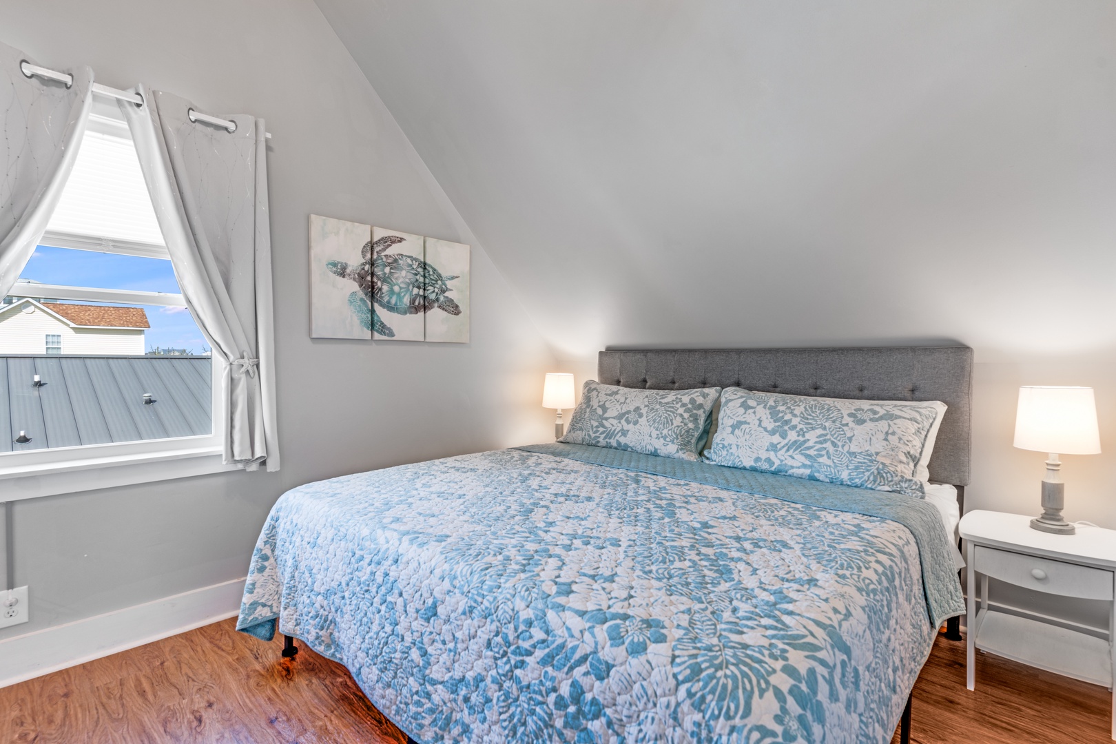 Bedroom 4: King with Access to Hallway Bathroom - 2nd Level