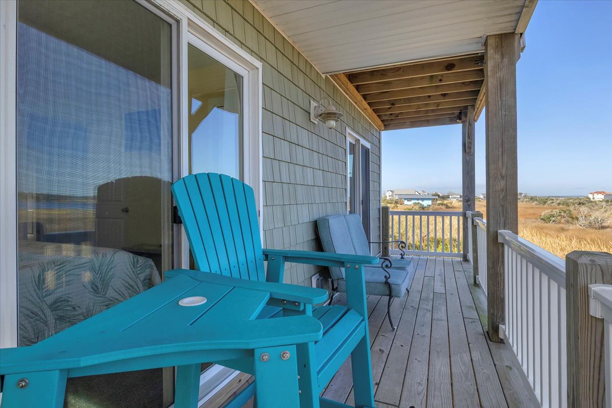 Soundside Balcony - 1st Floor