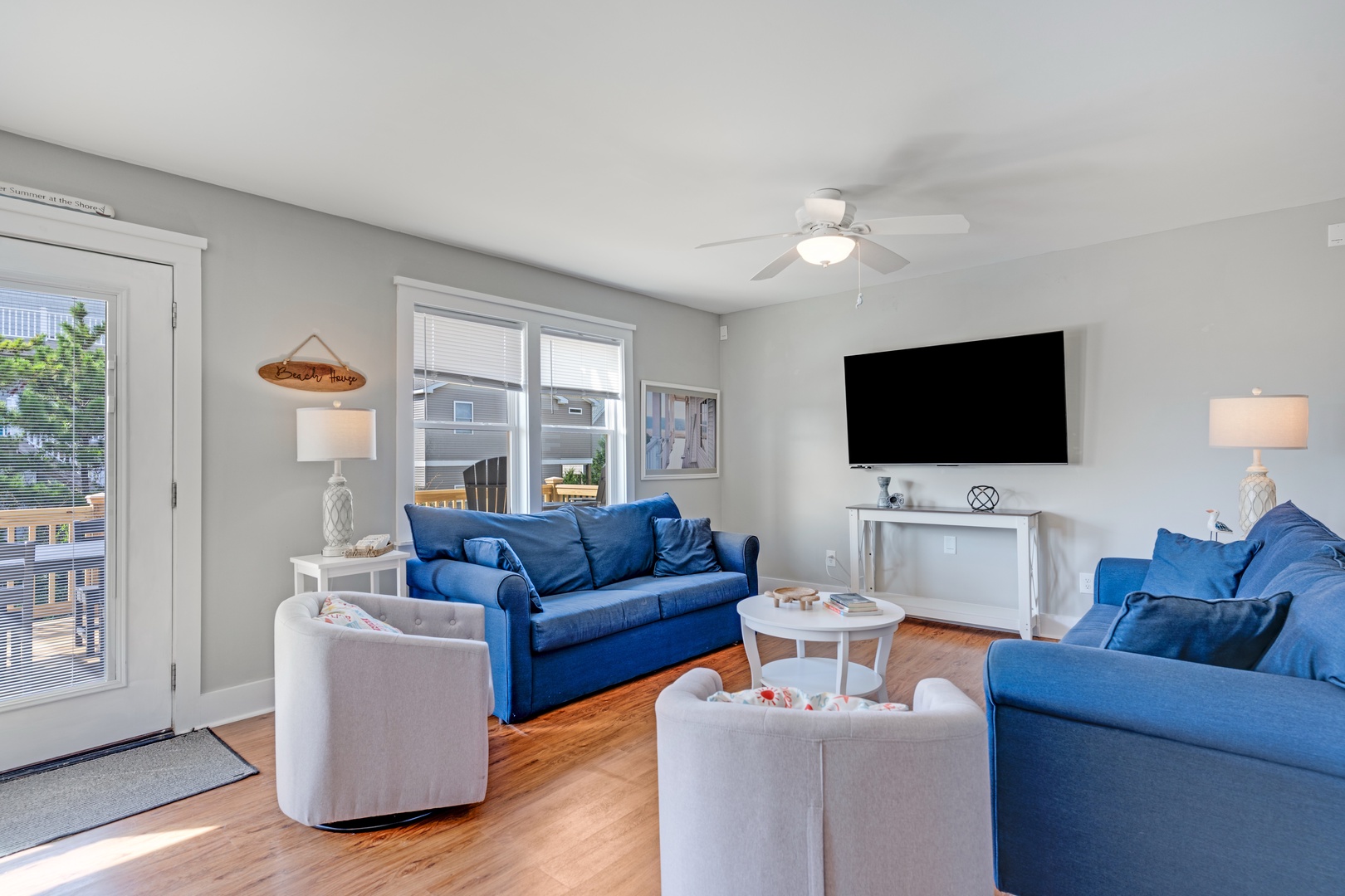 Open Living Level with Plenty of Seating - 1st Level