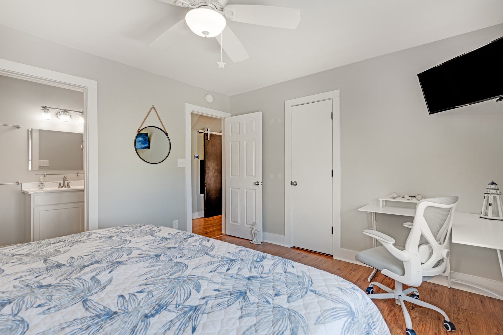 Bedroom 1: King with Desk - 1st Level