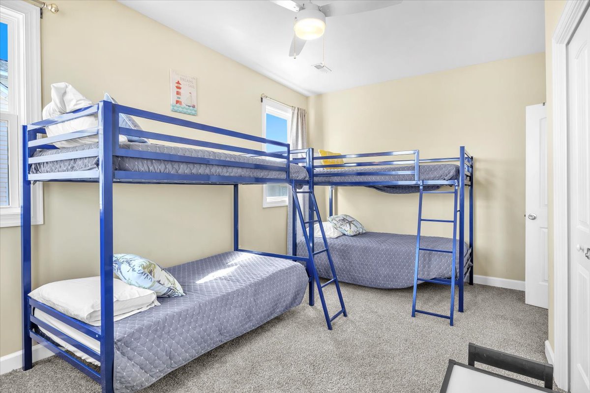 Bedroom 4 Bunkroom 4 Twins - 2nd Floor