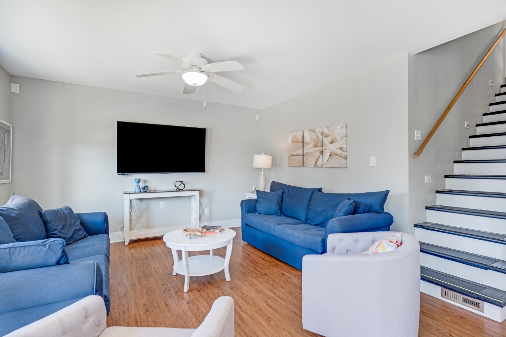 Open Living Level with Plenty of Seating - 1st Level