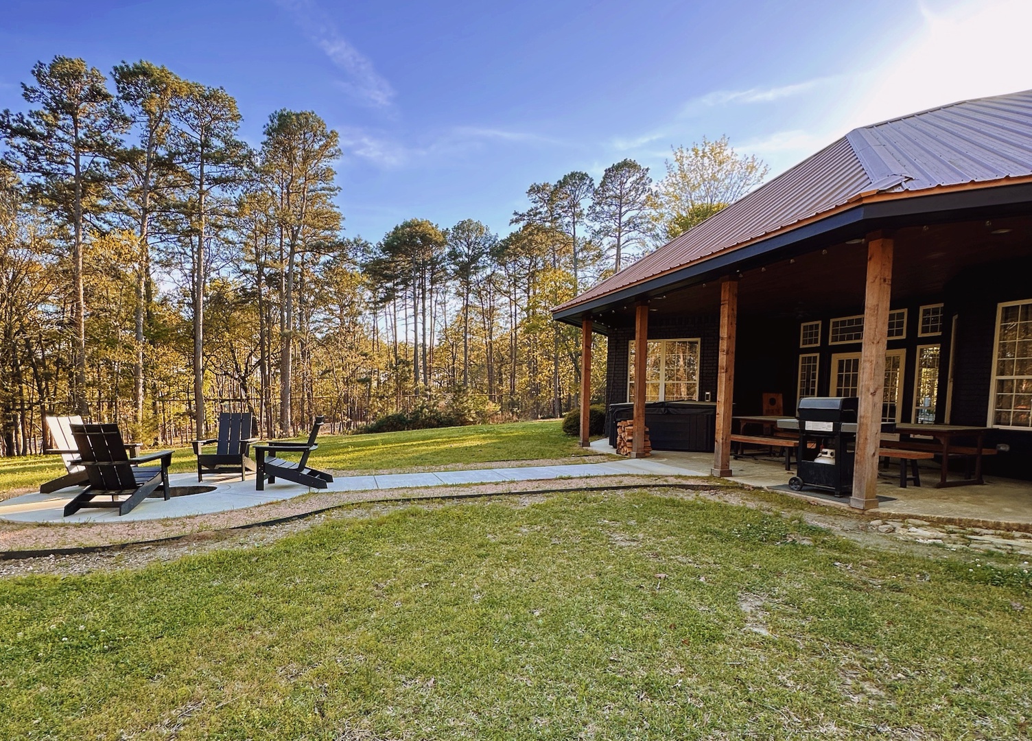 Where the Buffalo Roam - Beavers Bend Safari Park Cabins