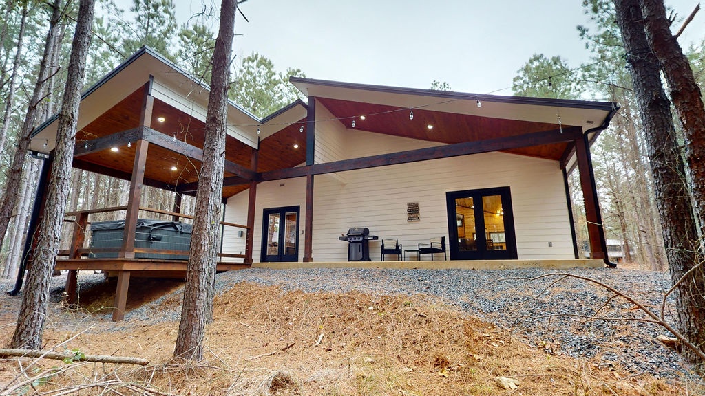 Hillside Escape (Formerly known as: 