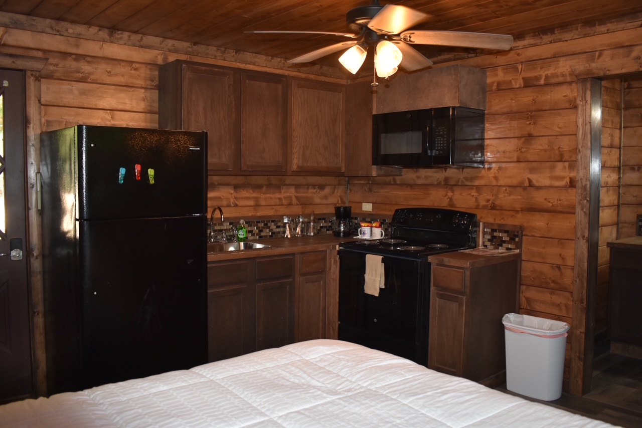 #1 Sand Plum - on stocked fishing ponds w volleyball and playground