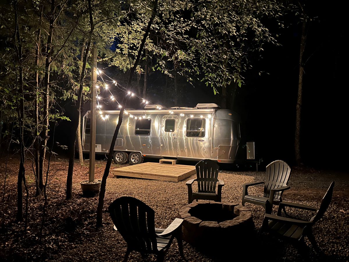 Indiana Tulip Vintage Airstream - on 10 shared acres