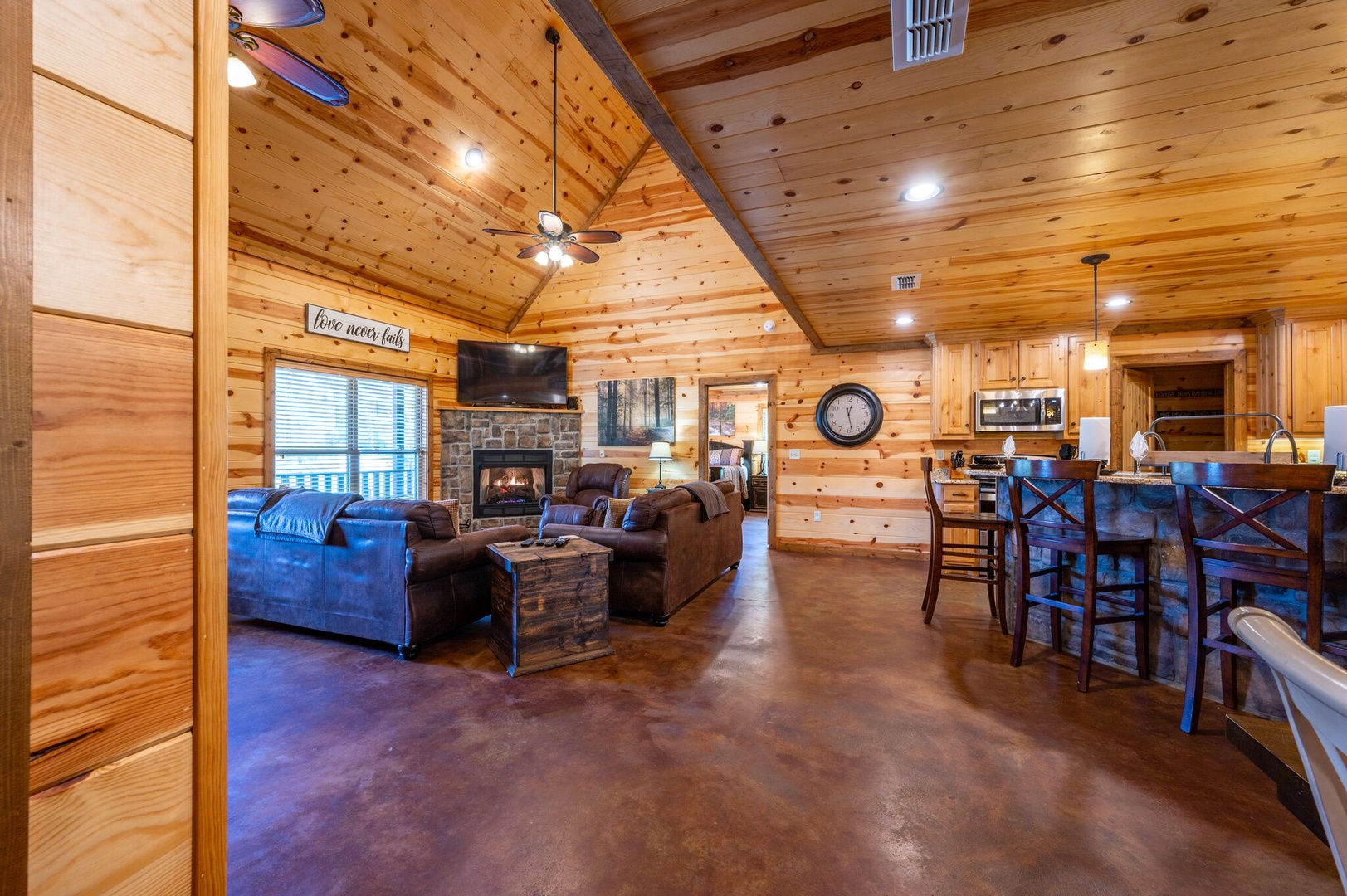Silver Dollar Lodge