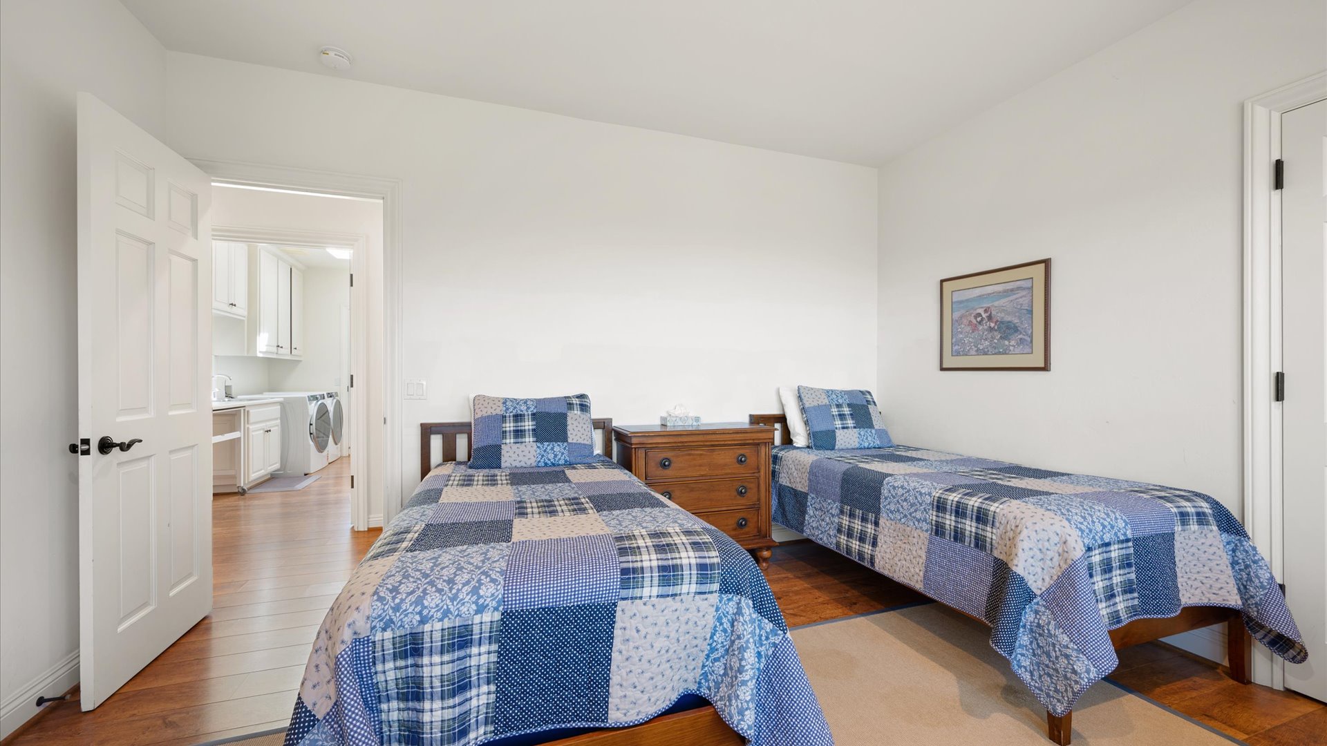 The fifth bedroom features 2 twin beds and more amazing mountain view