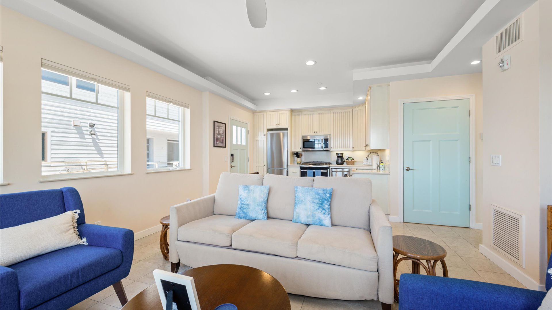 The spacious open layout of the living and kitchen areas gives the space an open airy feeling