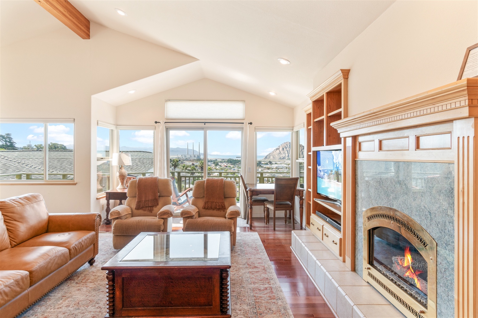 Patio doors lead to the upper deck