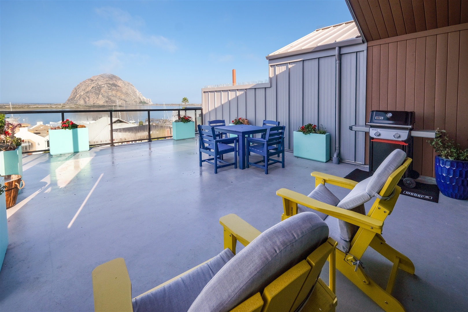 Drink your morning coffee while you watch the harbor come alive