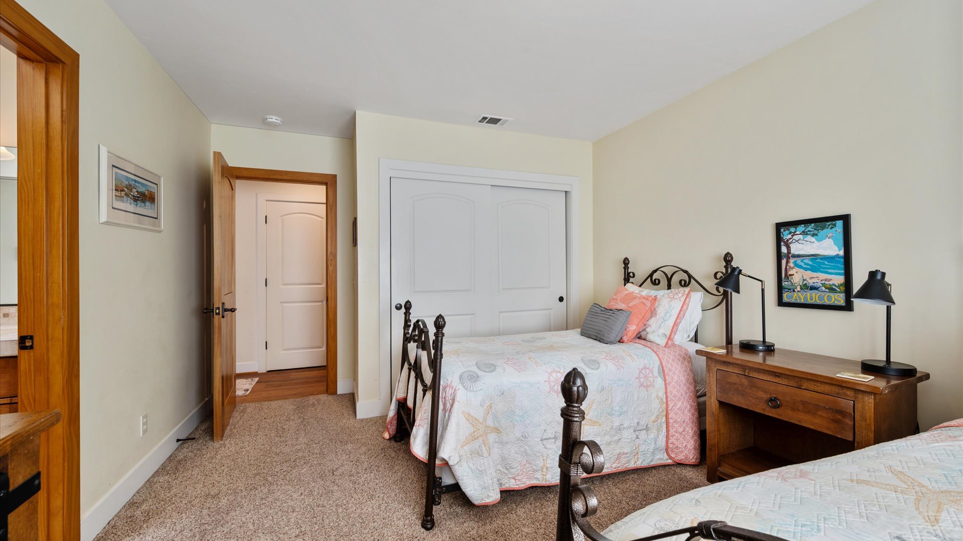 Relax and unwind in the twin bedroom