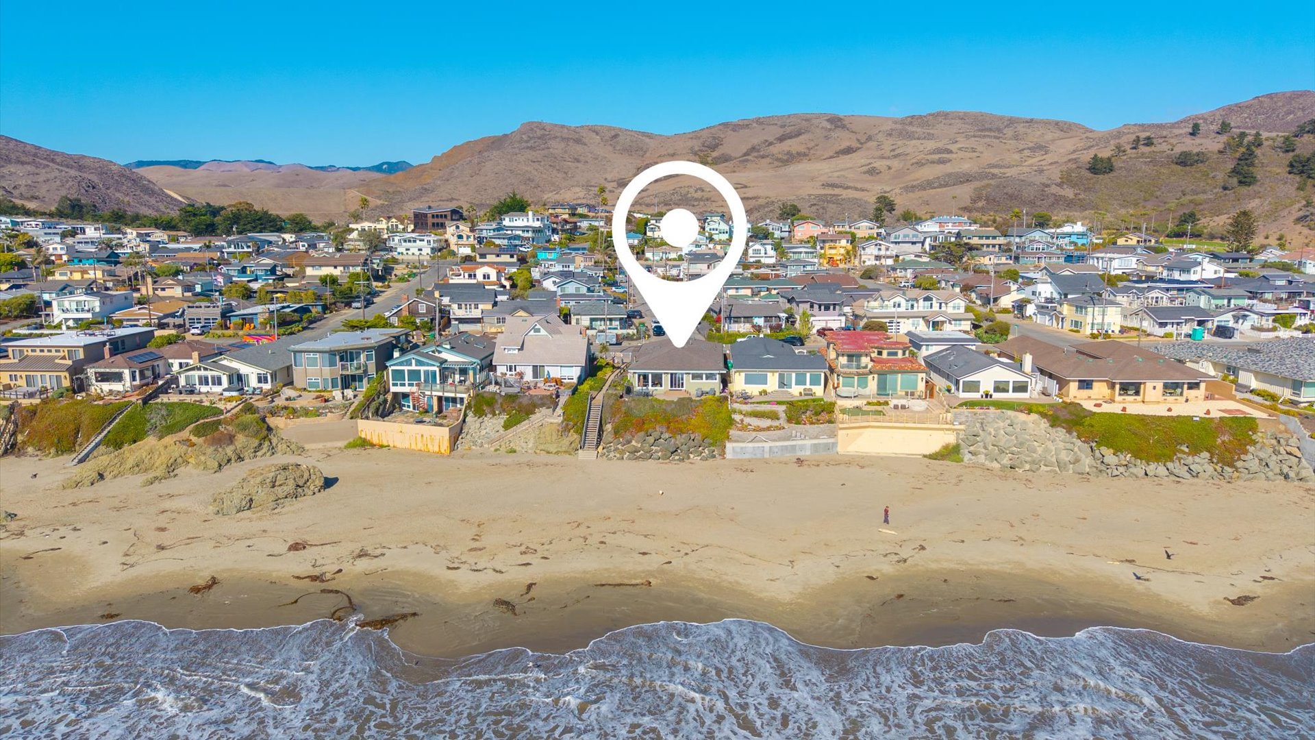 Aerial view showcasing this homes stunning location
