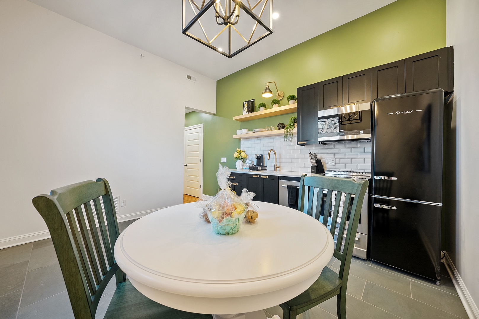 Cozy 2BR Downtown Boutique Condo