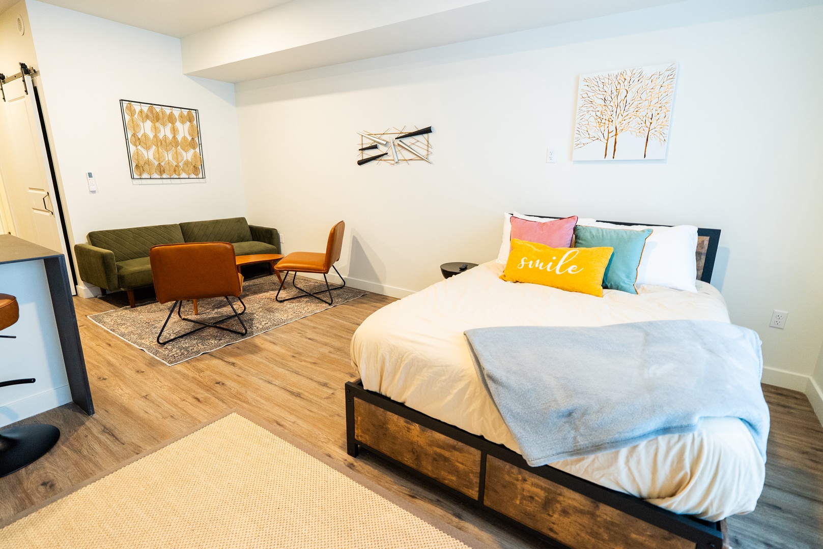 Trolley District Studio Suite - Sleeps 4