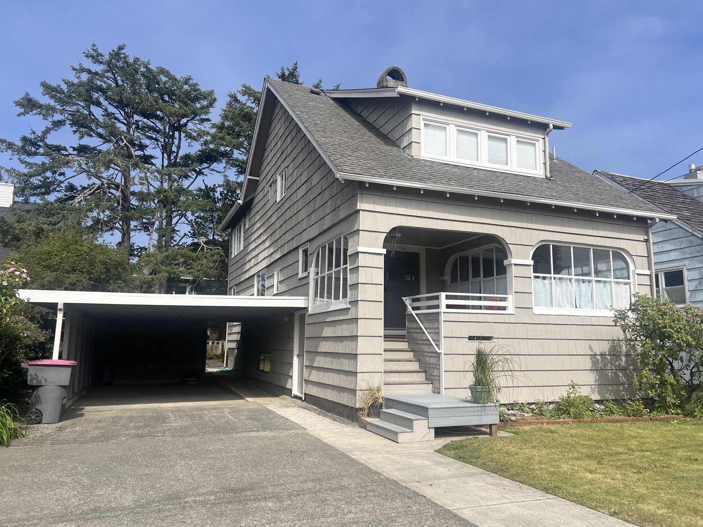 780 BEACH DRIVE