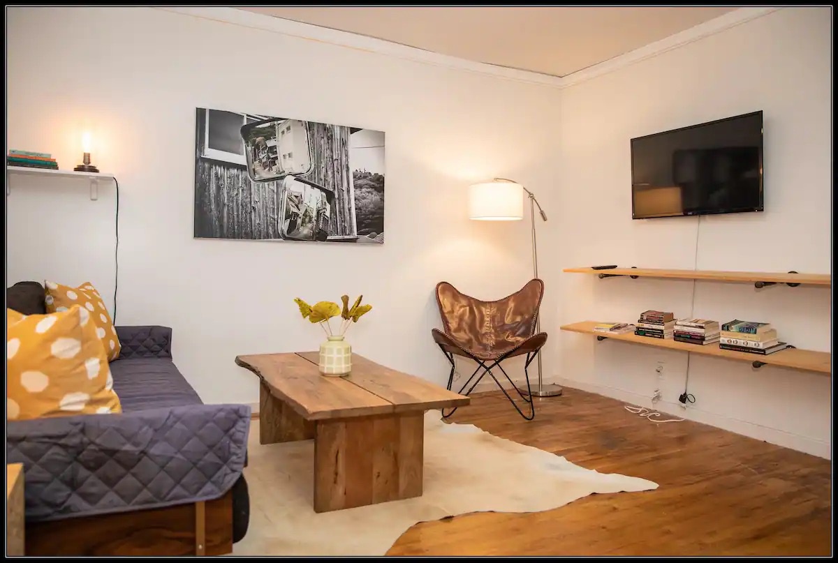 Chic & Cozy Studio in Times Square!