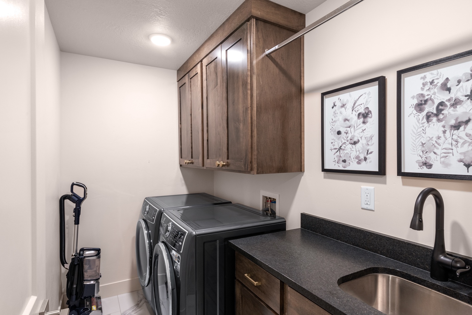Gateway to Bear Lake-Laundry Room (Downstairs SW)
