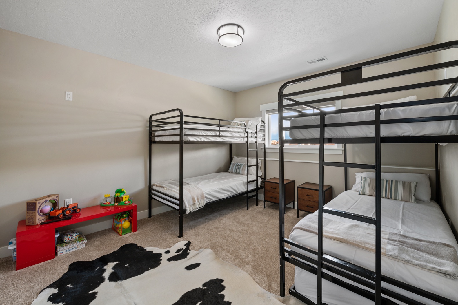 Persimmon Hill-Bunk room extra long twin beds