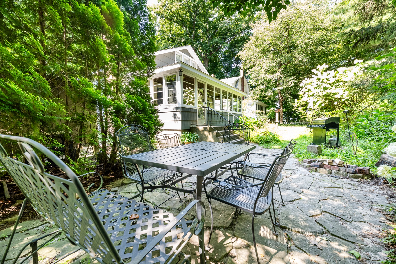 Outdoor Seating