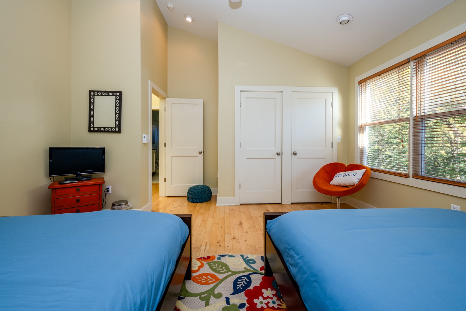 Bedroom #3 (Alt Angle)