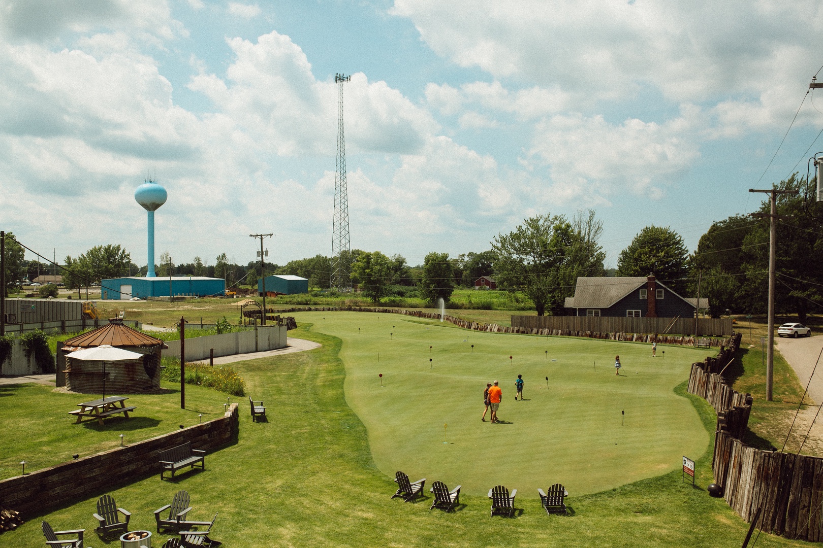 Journeyman's 18 Hole Putting Green