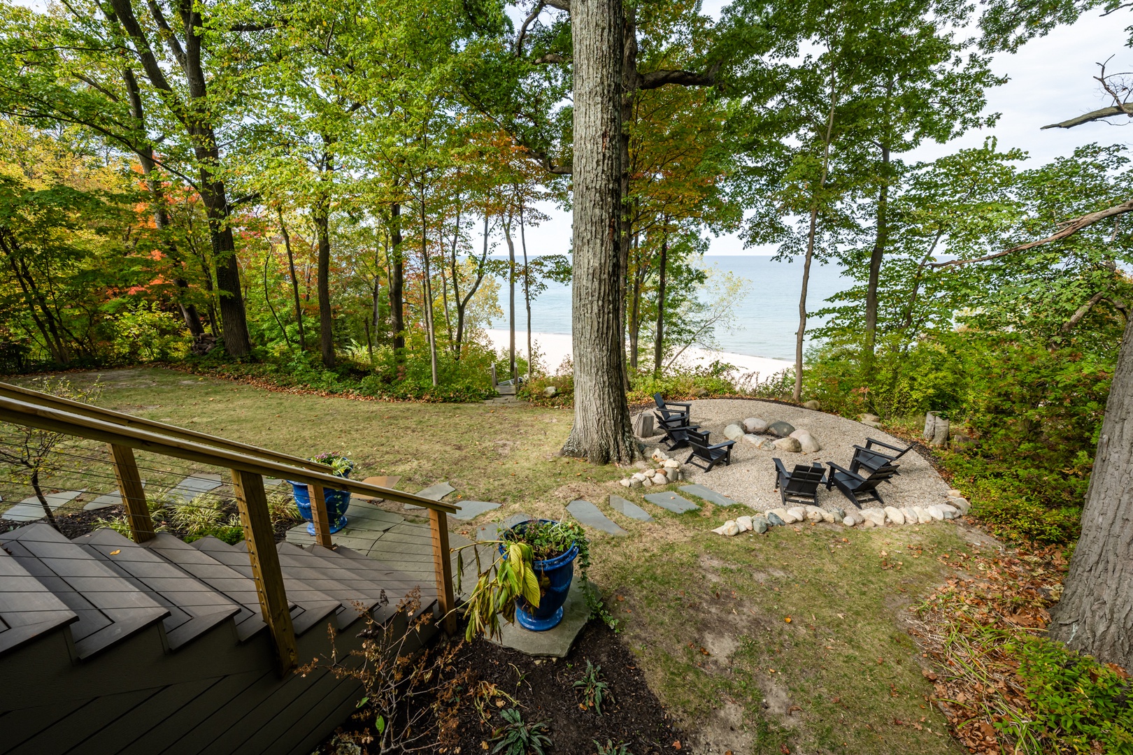 Firepit & Steps To Private Beach