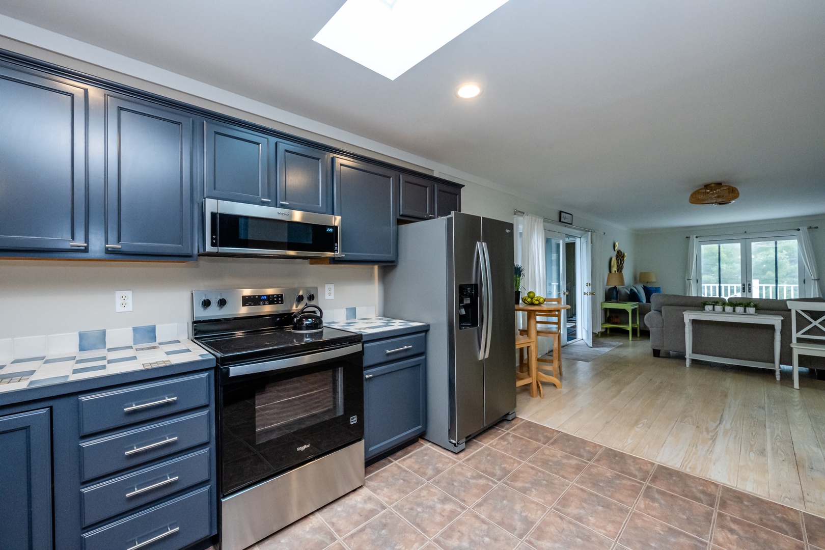 Fully Stocked Kitchen And Cozy Open-Concept Living Space