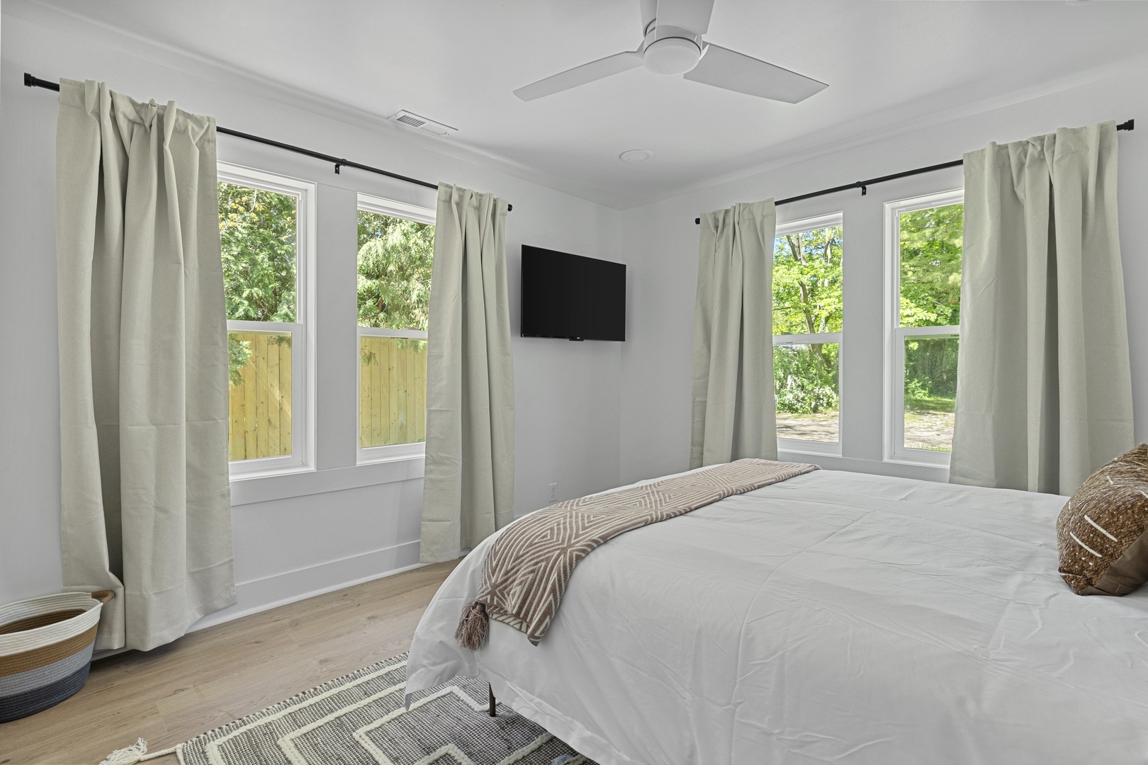 Bedroom #1 (Alt Angle)