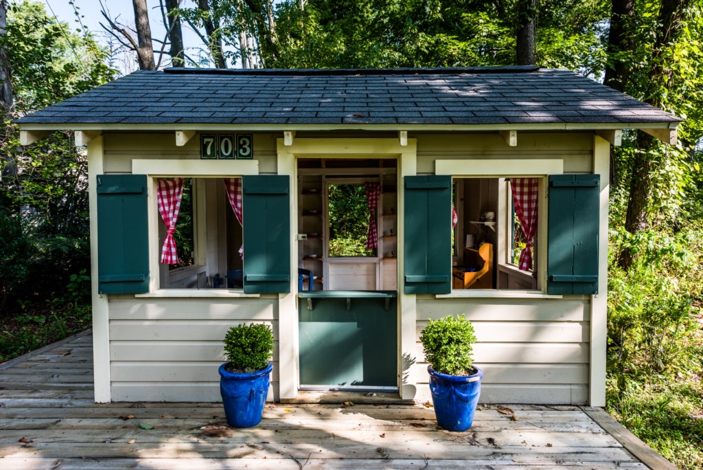 Playhouse for the kiddies!