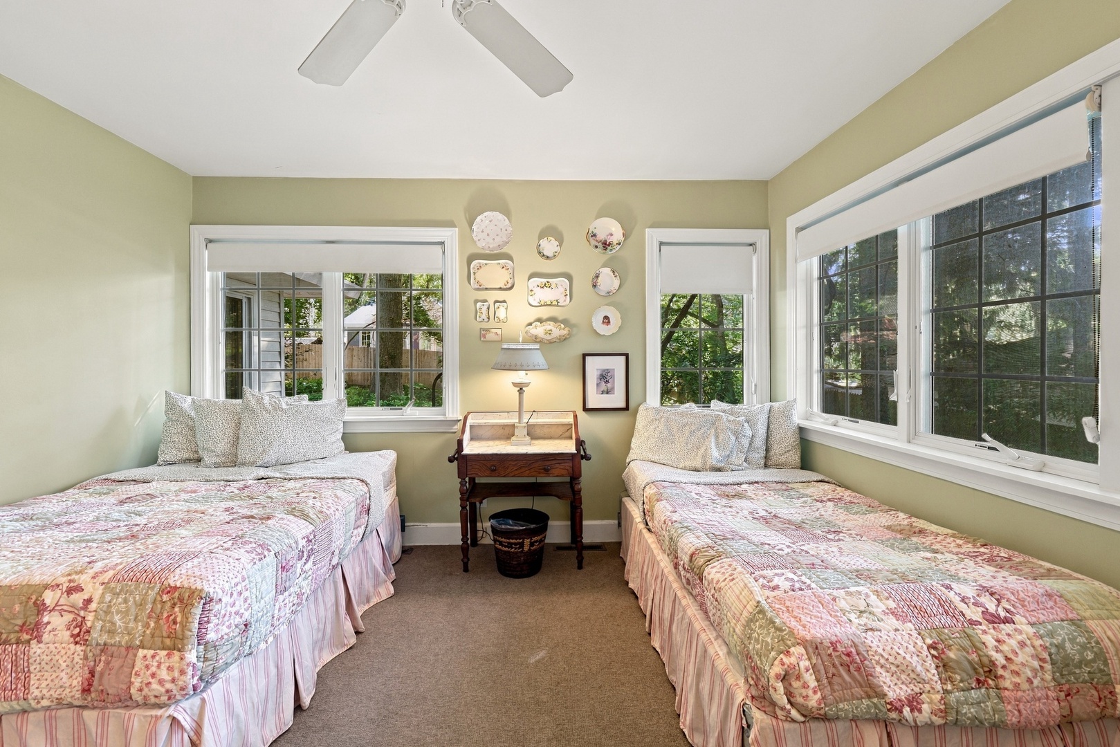 Bedroom #2 (Full & Twin)