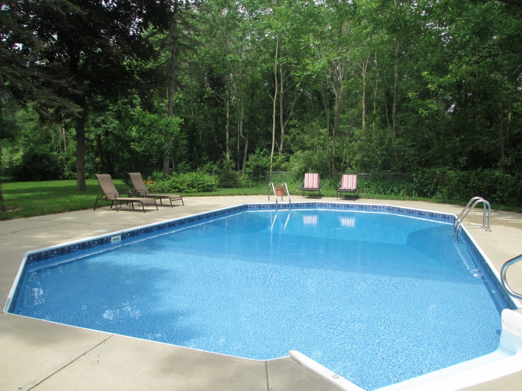 Private Heated Pool!