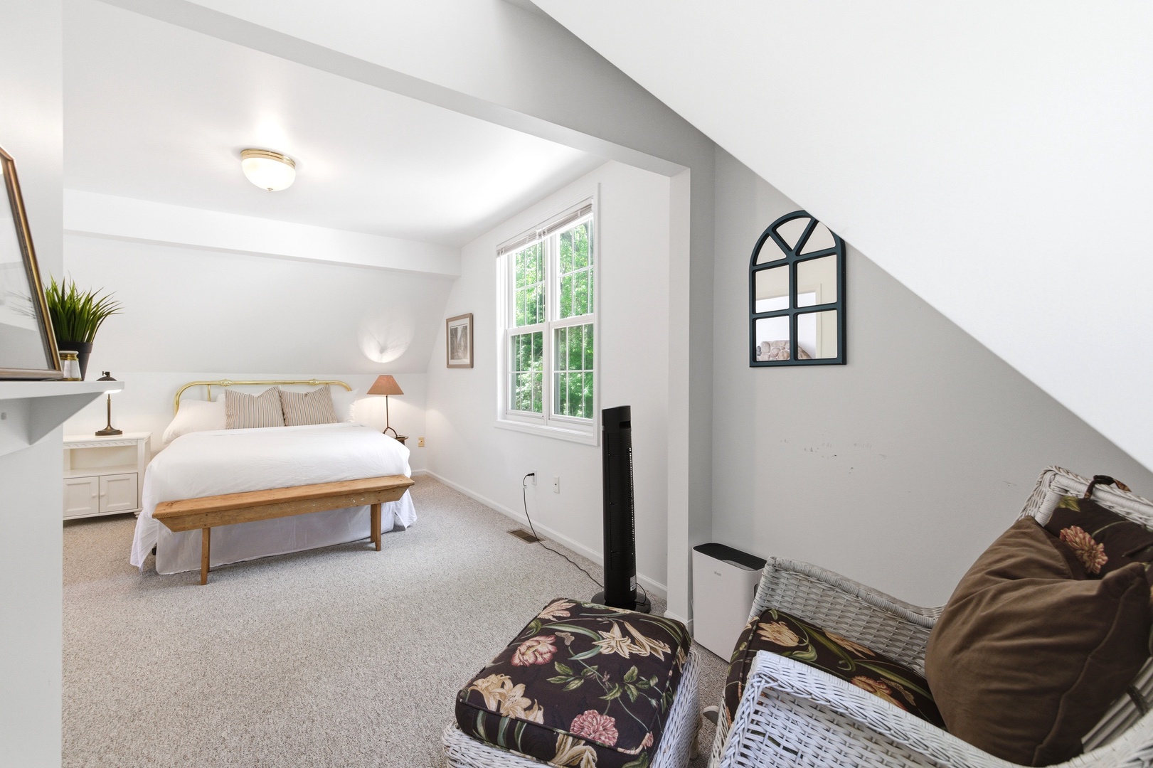 Bedroom #2 (Alt Angle)