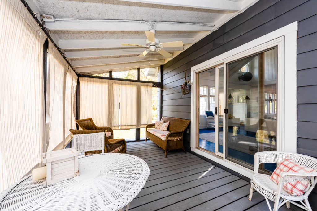 Screened In Porch