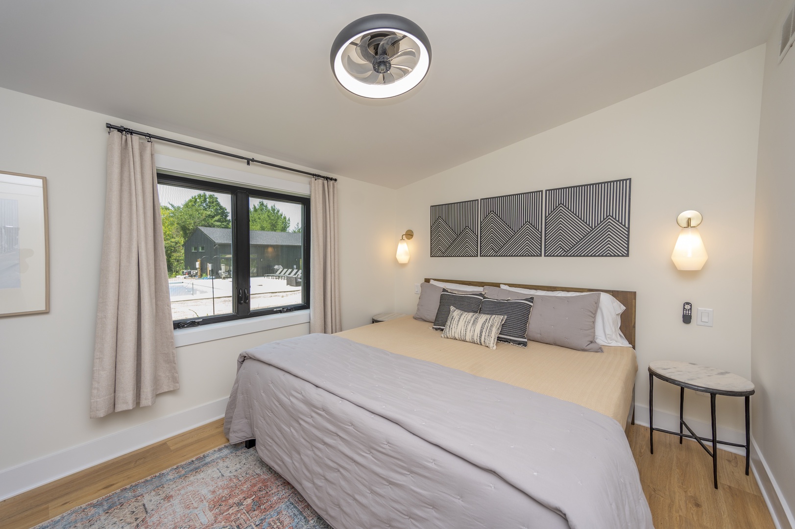 Main House Bedroom #2 (King)