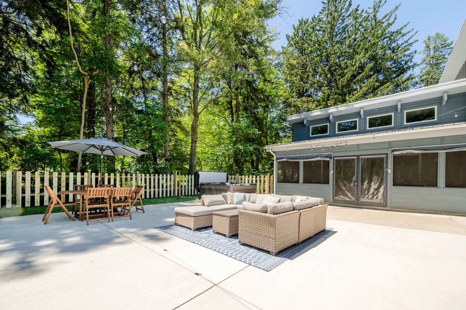 Outdoor Seating