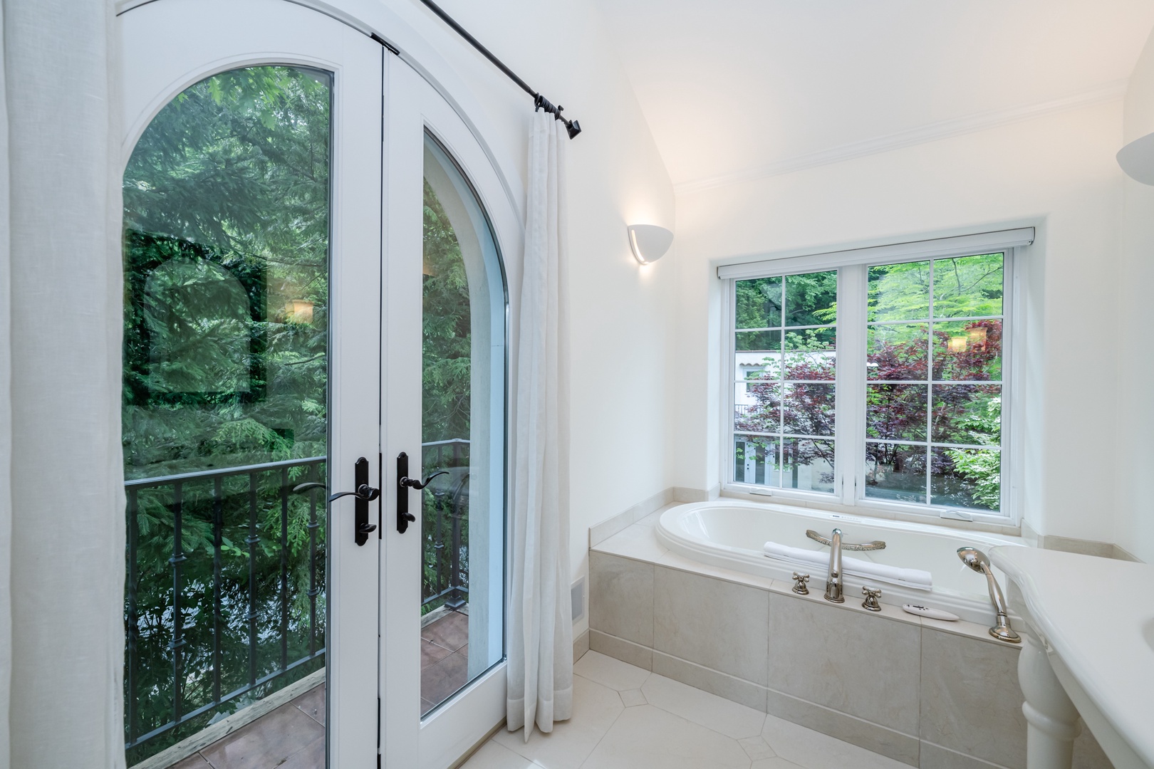 En Suite Primary Bathroom
