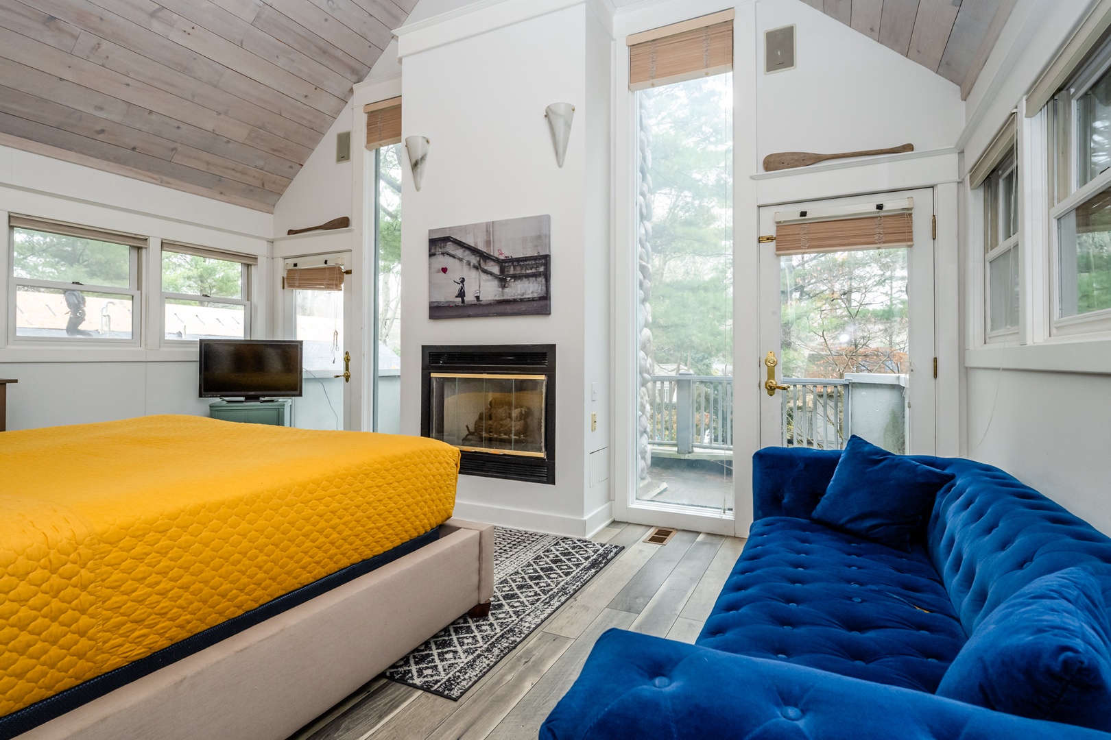 Bedroom #3 (Alt Angle)