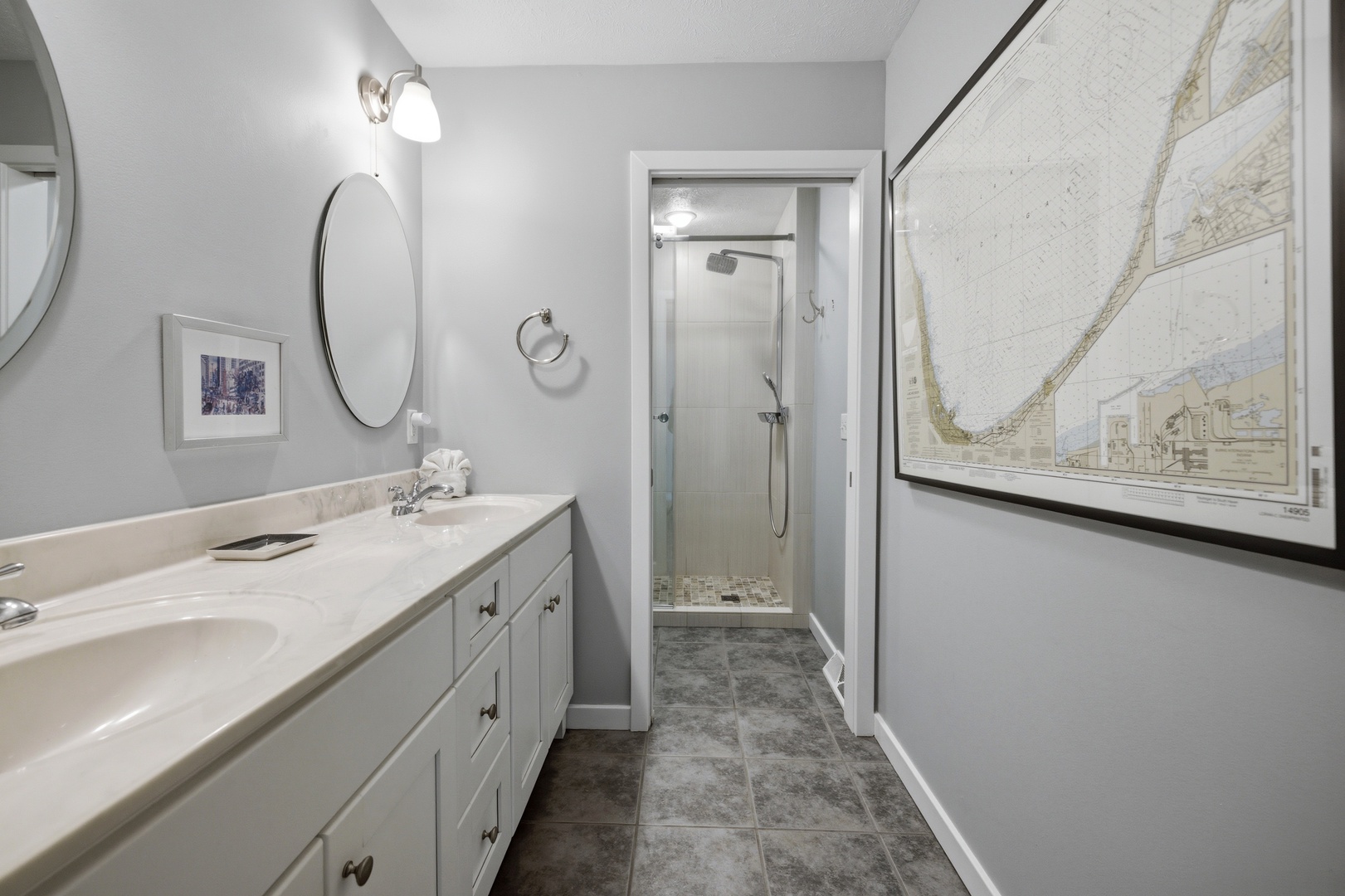 Full Bathroom Hallway
