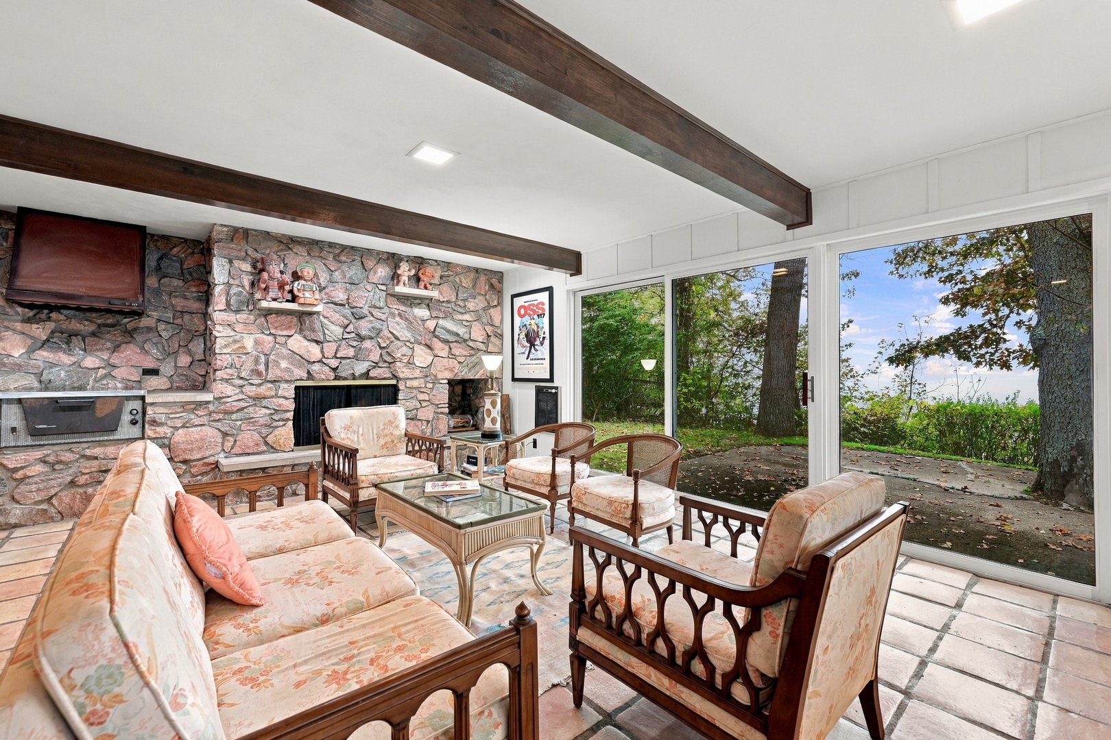Lake Views From Almost Every Room!