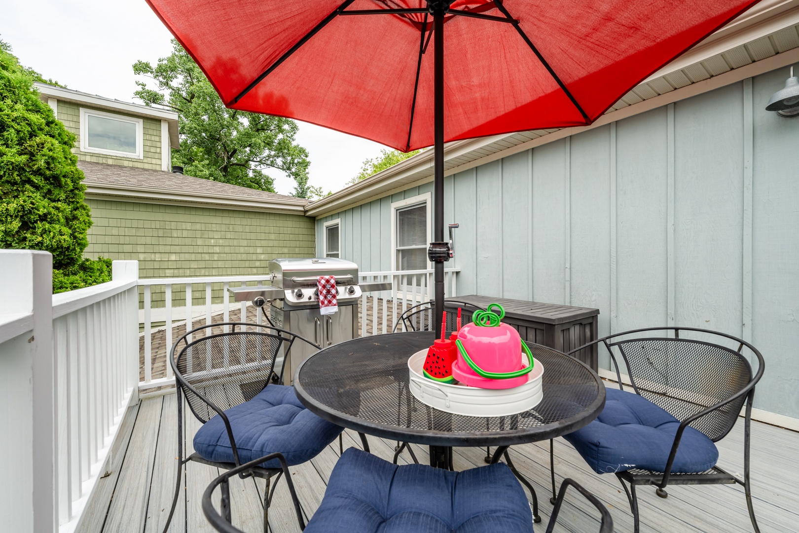 Deck Days: Burgers, Bubbles, And Kid-Sized Joy