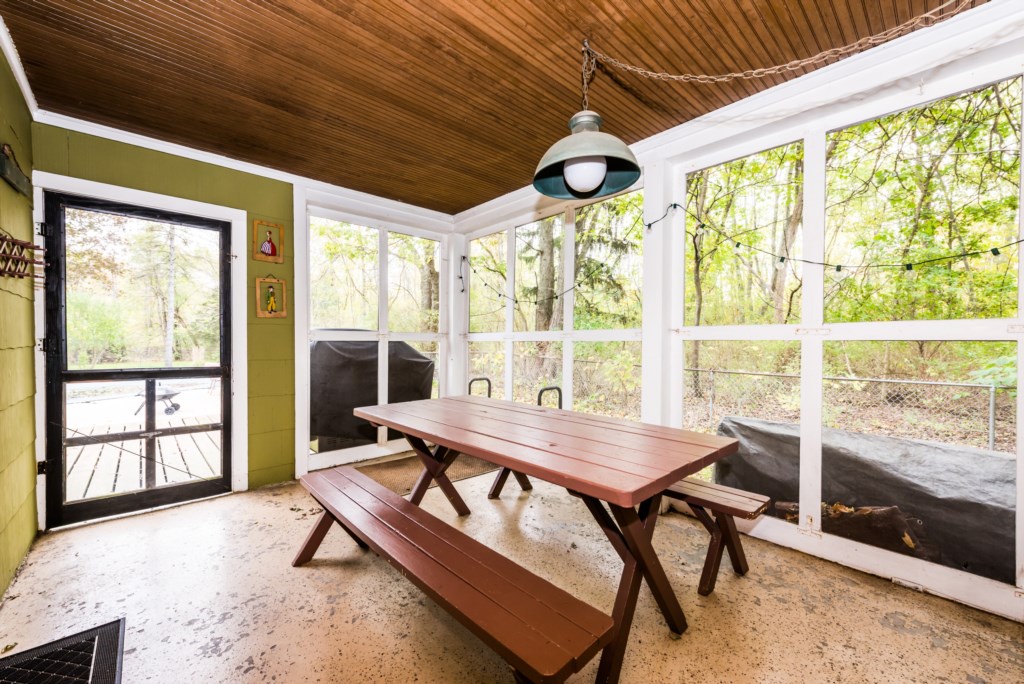 Screened In Porch