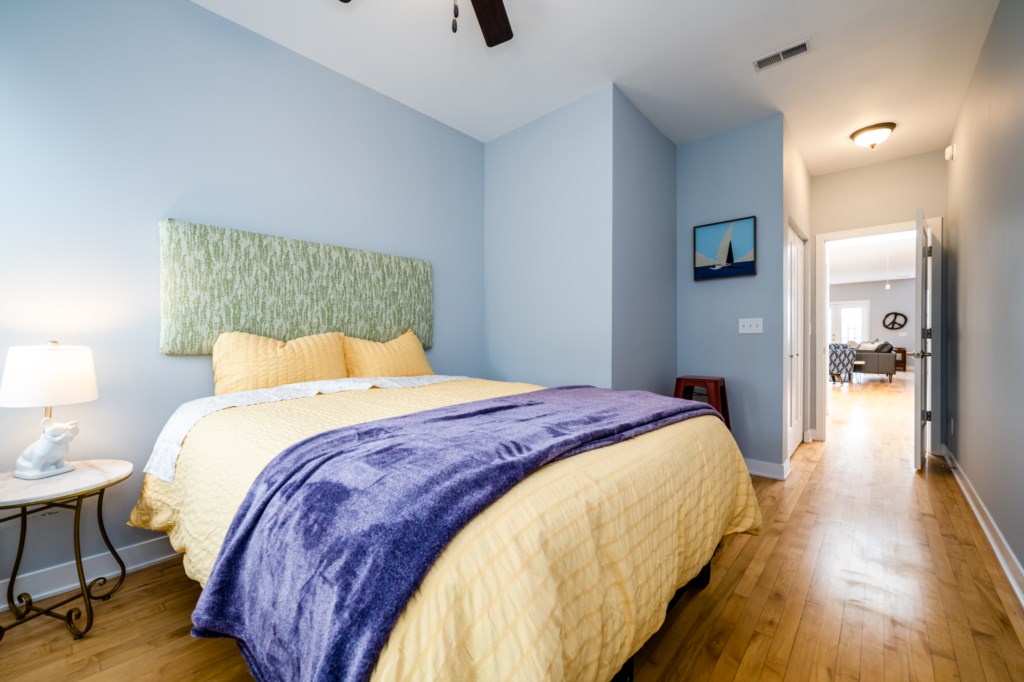 Bedroom #2 (Queen)