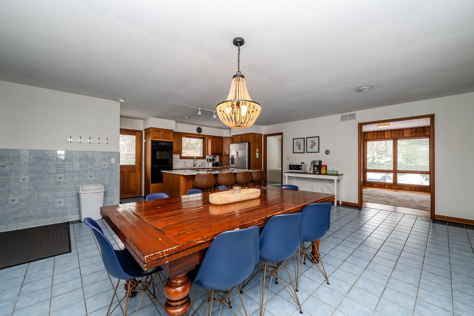 Large Kitchen/Dining Area