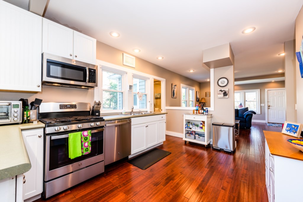 Fully Stocked Kitchen