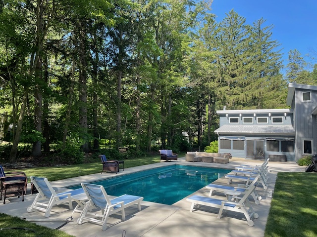 Brand New Pool & Hot Tub!
